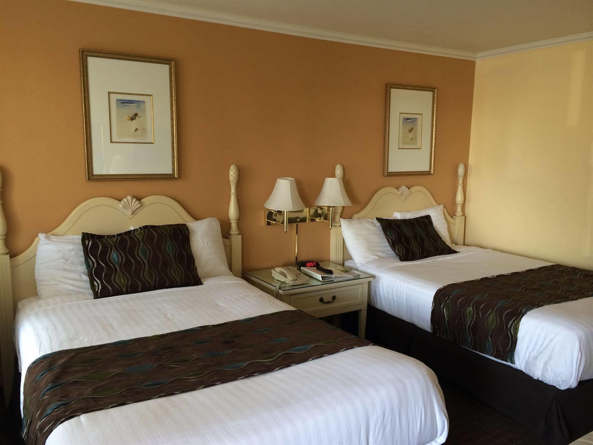 Oasis Inn And Suites Santa Barbara Buitenkant foto