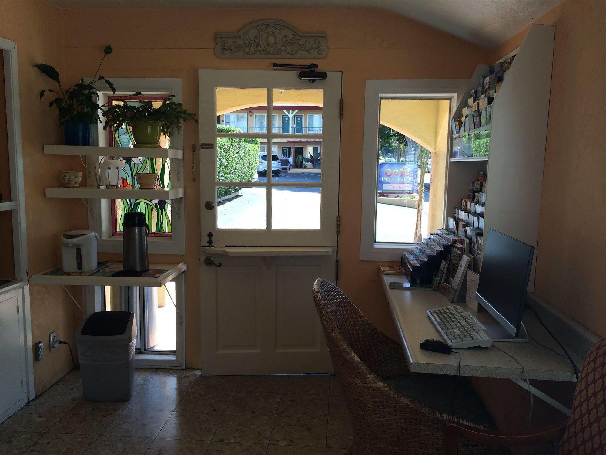 Oasis Inn And Suites Santa Barbara Buitenkant foto