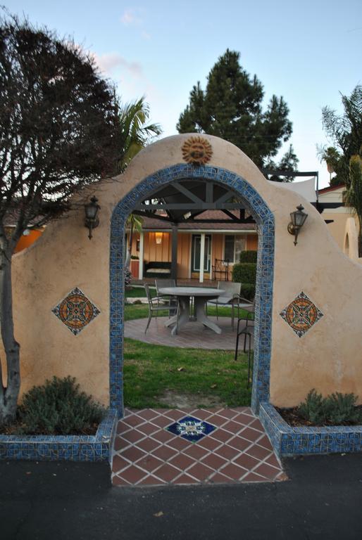 Oasis Inn And Suites Santa Barbara Buitenkant foto