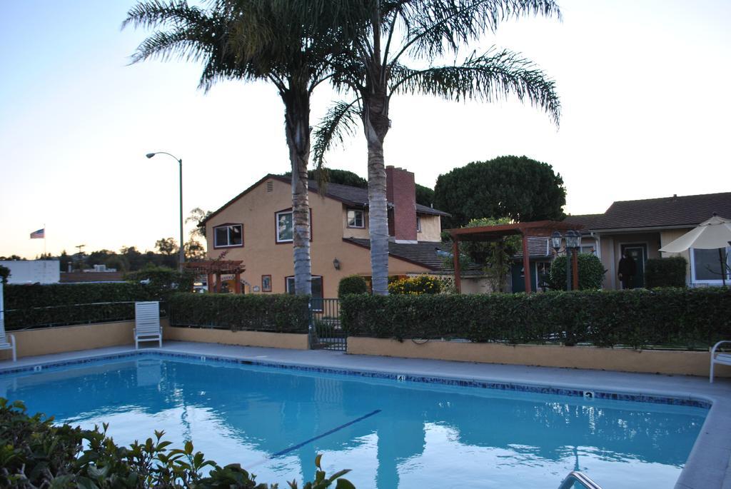 Oasis Inn And Suites Santa Barbara Buitenkant foto
